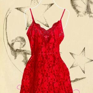Vintage Cinema Etoile Red Floral Lace Mini Nightie 🌹